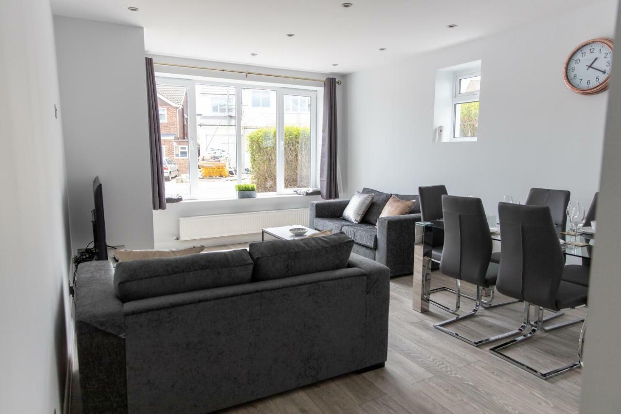 London Northwick Park Serviced Apartments By Riis Property Harrow Esterno foto