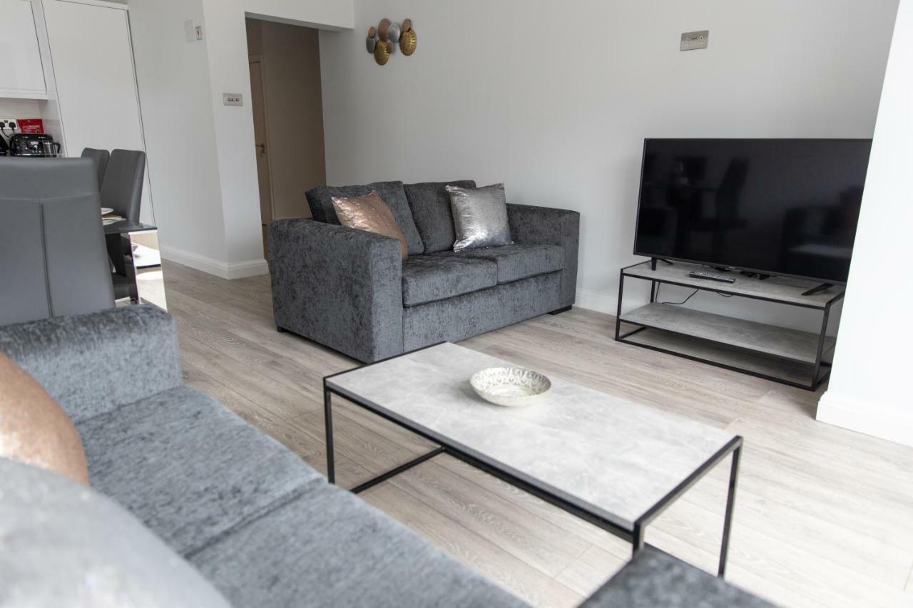 London Northwick Park Serviced Apartments By Riis Property Harrow Esterno foto