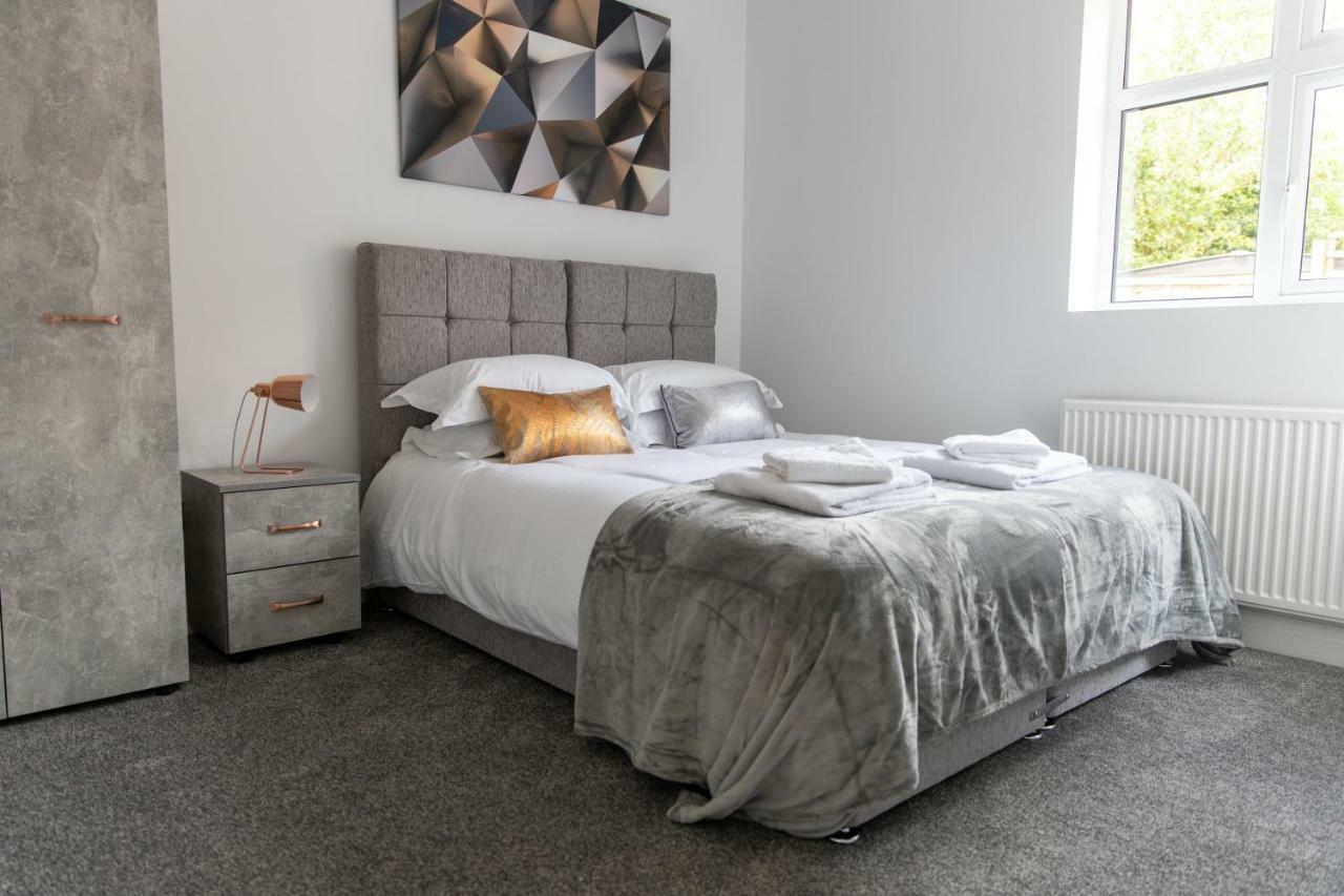 London Northwick Park Serviced Apartments By Riis Property Harrow Esterno foto