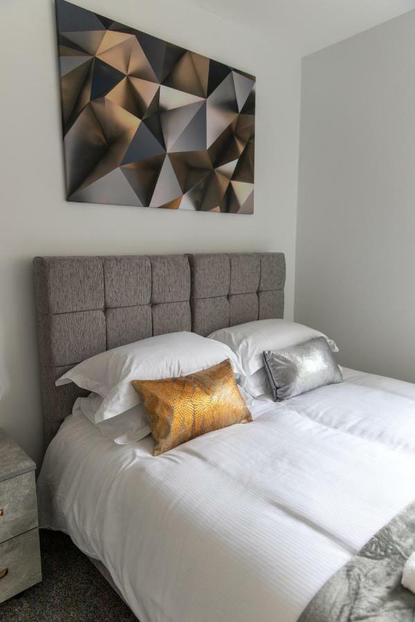 London Northwick Park Serviced Apartments By Riis Property Harrow Esterno foto