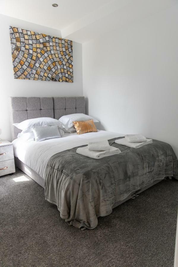 London Northwick Park Serviced Apartments By Riis Property Harrow Esterno foto