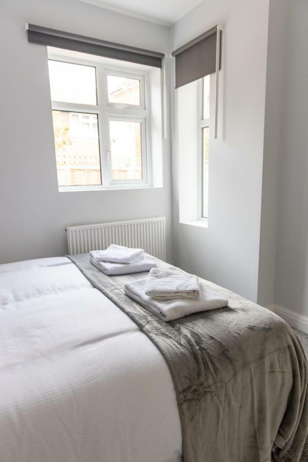 London Northwick Park Serviced Apartments By Riis Property Harrow Esterno foto