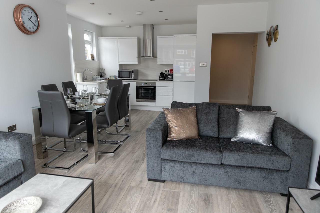 London Northwick Park Serviced Apartments By Riis Property Harrow Esterno foto