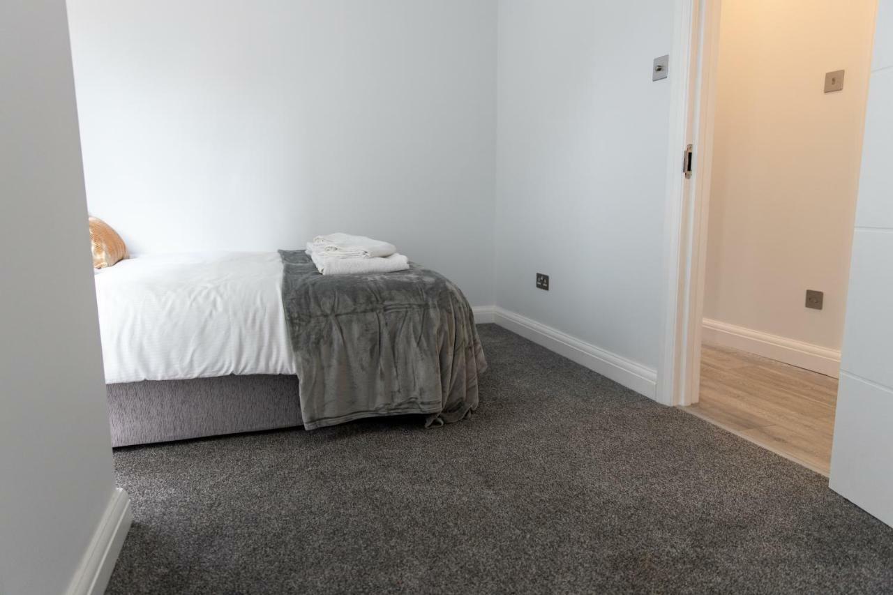 London Northwick Park Serviced Apartments By Riis Property Harrow Esterno foto