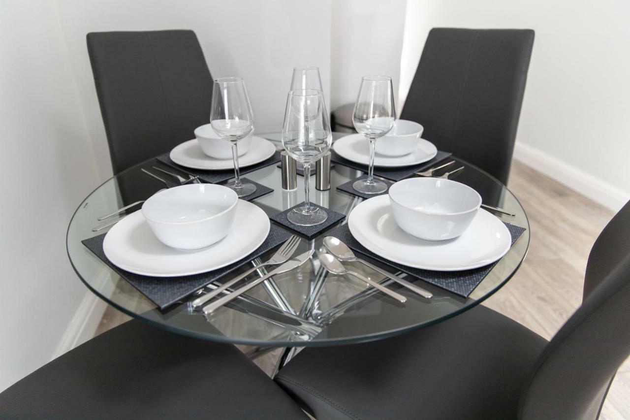 London Northwick Park Serviced Apartments By Riis Property Harrow Esterno foto