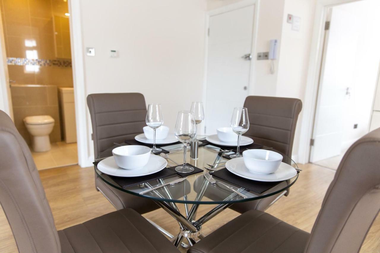 London Northwick Park Serviced Apartments By Riis Property Harrow Esterno foto