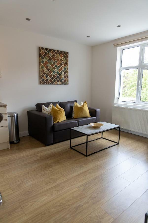London Northwick Park Serviced Apartments By Riis Property Harrow Esterno foto