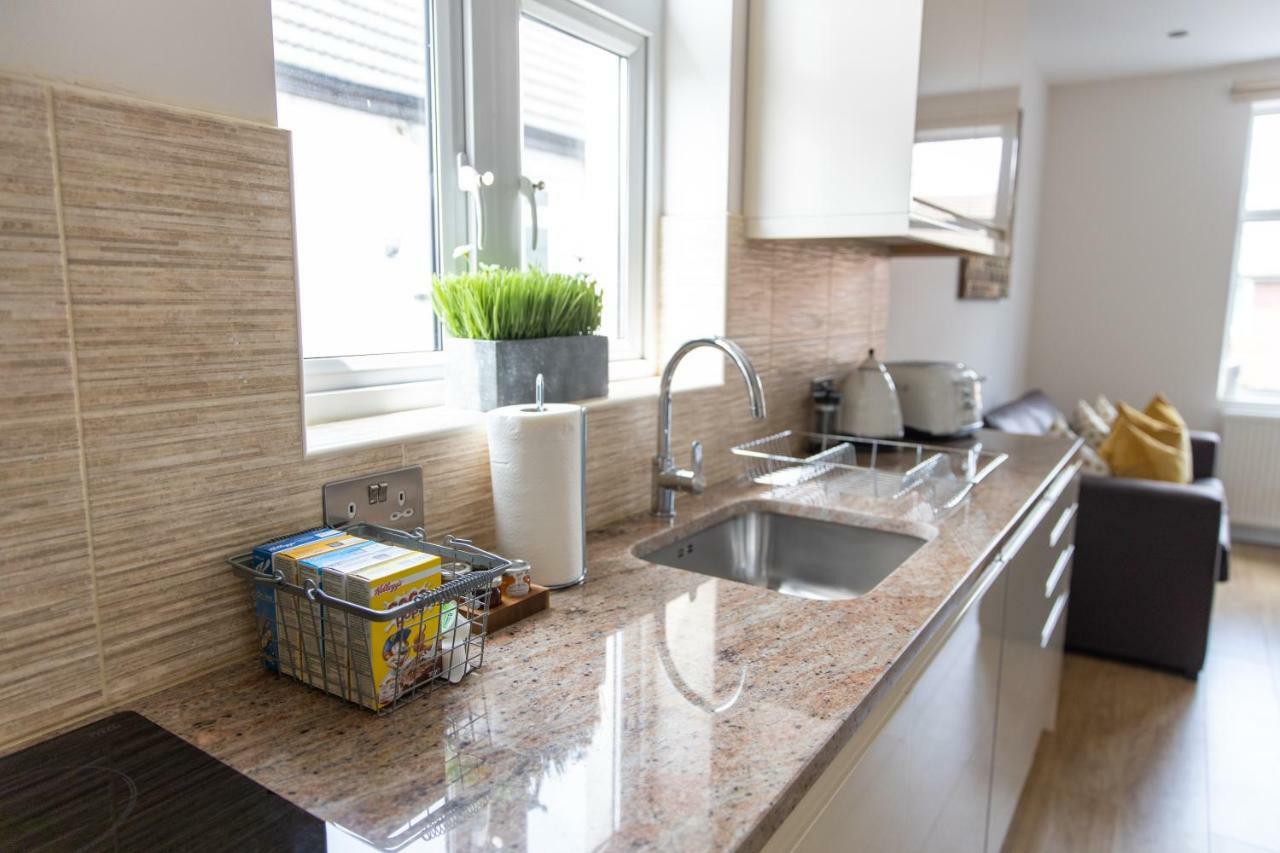 London Northwick Park Serviced Apartments By Riis Property Harrow Esterno foto